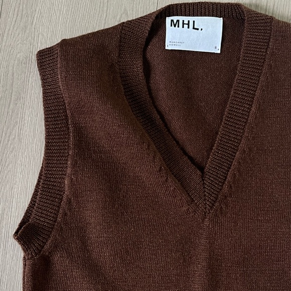 MHL sweater veat - Picture 2 of 5